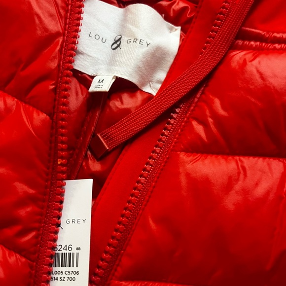 Women's Hooded Jacket - Picture 2 of 4